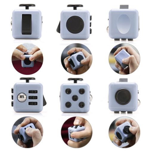 1 Đồ chơi khối Rubik giúp giảm căng thẳng cho người lớn và trẻ em - Ảnh 3