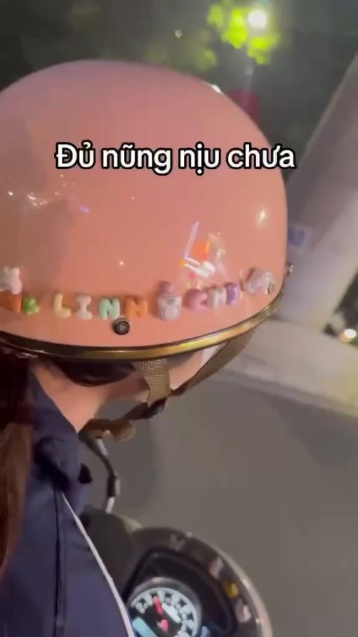 (Tặng keo + 1 phôi móc khoá) Charm chữ cái nhiều màu sắc dùng trang trí điện thoại, đồ chơi