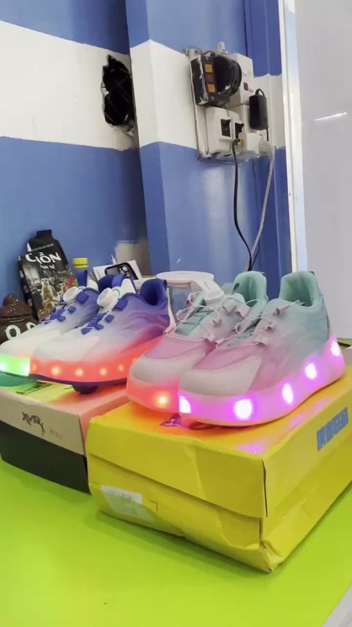 Giày Trượt Patin Có Đèn Led, Bánh Xe Đôi Vô Hình Cho Bé Trai Bé Gái W