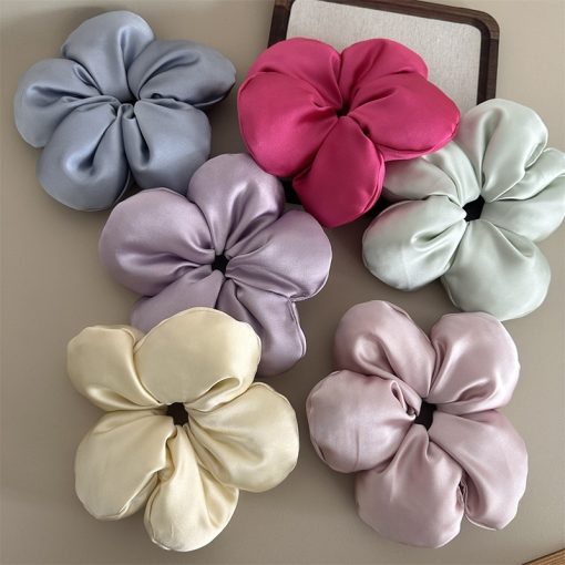 Dây buộc tóc hoa lớn phổ biến Scrunchies LASSY  dây buộc tóc PHAO hình bông hoa size to cho nàng - Ảnh 4