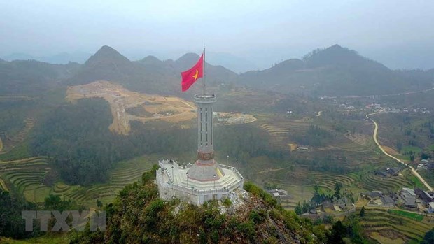 Cột cờ Lũng Cú - hồn thiêng sông núi Việt Nam