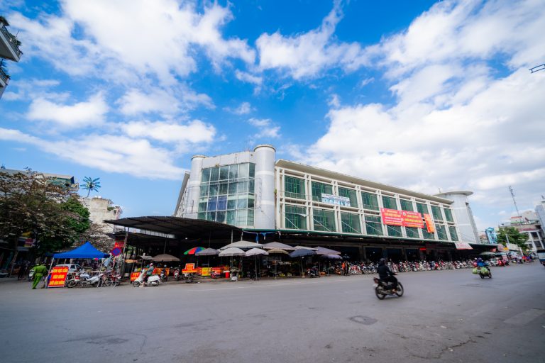 Chợ Hạ Long 2 (Chợ Loong Toòng)