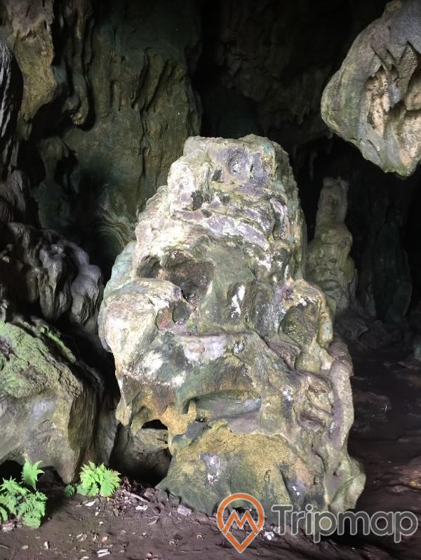 phiến đá trong động pa thơm, ảnh chụp trong hang động