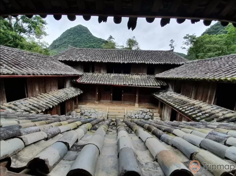 Dinh thự họ Vương