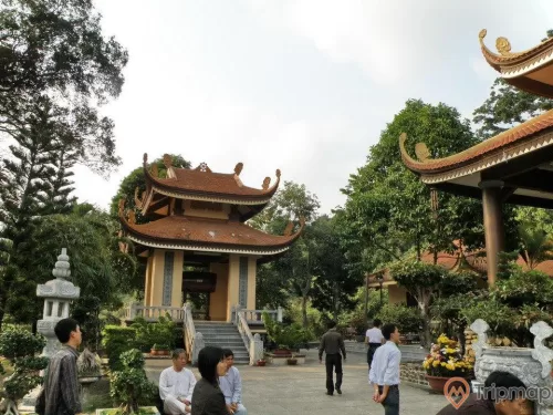 Chùa Lân - một trong những chùa sở hữu hệ thống tháp cổ nhiều nhất Yên Tử