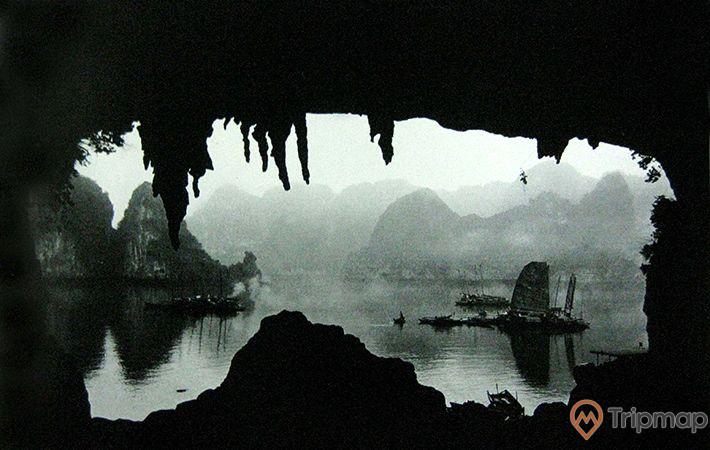 Một bức ảnh hang Bồ Nâu chụp từ thế kỉ 19