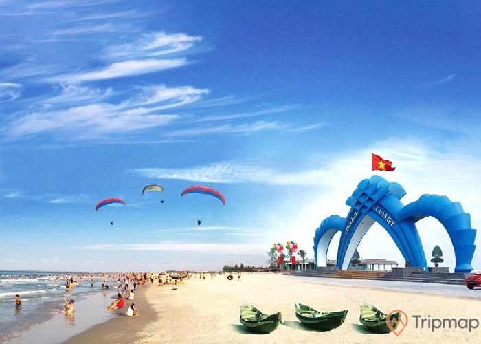 Bãi biển Cửa Việt mang nét đẹp duyên dáng và thơ mộng