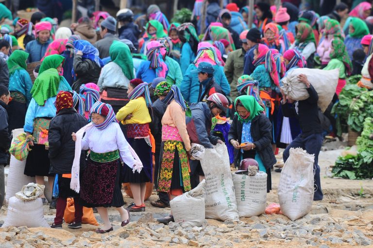 Chợ phiên Tả Sìn Thàng