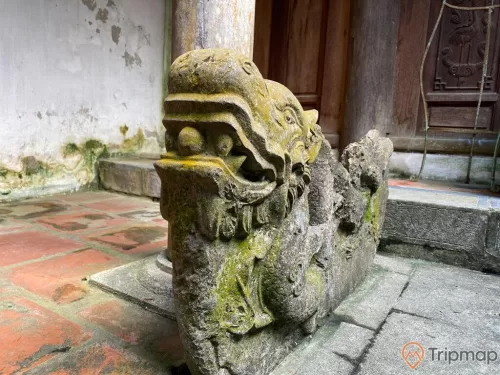 Bức tượng đá hình con Rồng 1000 năm tuổi từ thời Nhà Lý, bức tượng rồng cổ