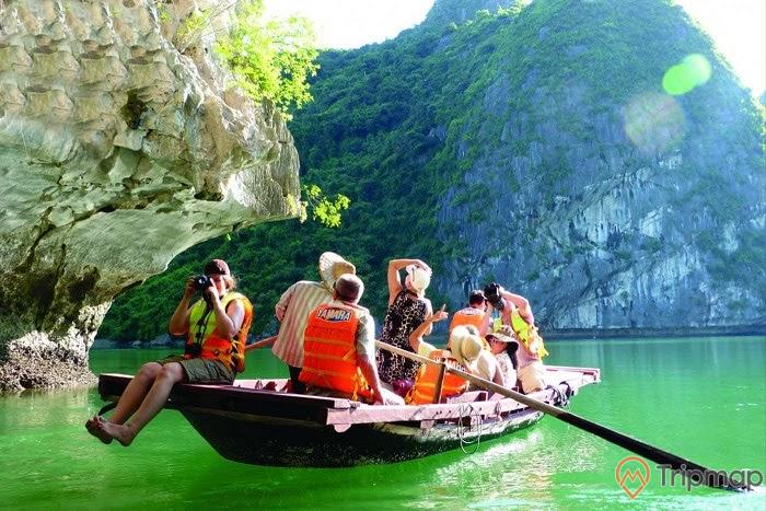 Du lịch Quảng Ninh 1 ngày nên đi đâu? chia sẻ lịch trình hợp lý nhất