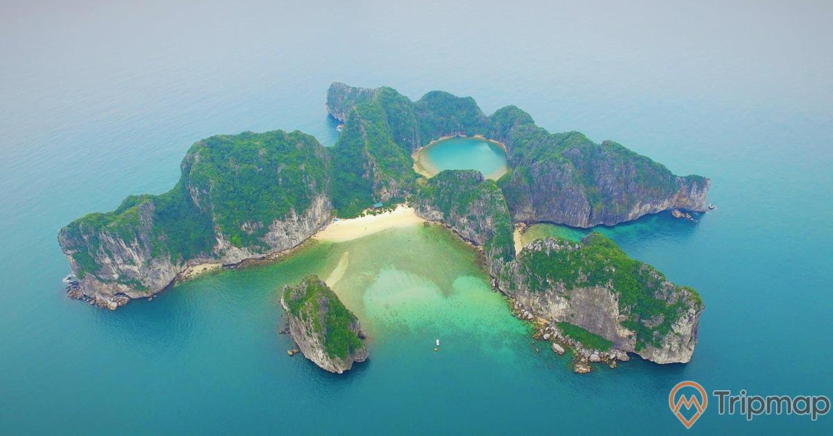 Note ngay những hòn đảo du lịch đẹp nhất Quảng Ninh  không thể bỏ lỡ trong mùa hè tới