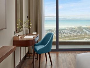 Khách sạn The Watson Premium HaLong