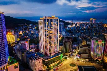 a city with tall buildings
