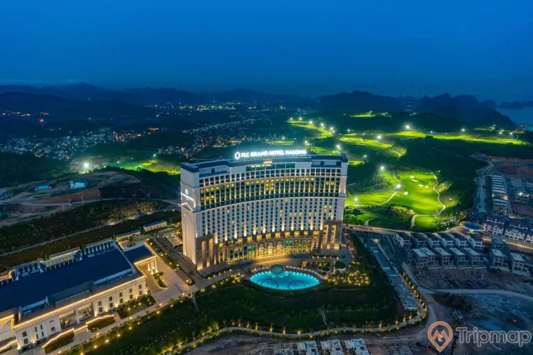 Khu nghỉ dưỡng FLC Halong Bay Golf Club & Luxury