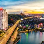 Khách sạn Ramada & Suites by Wyndham Hạ Long Bay view