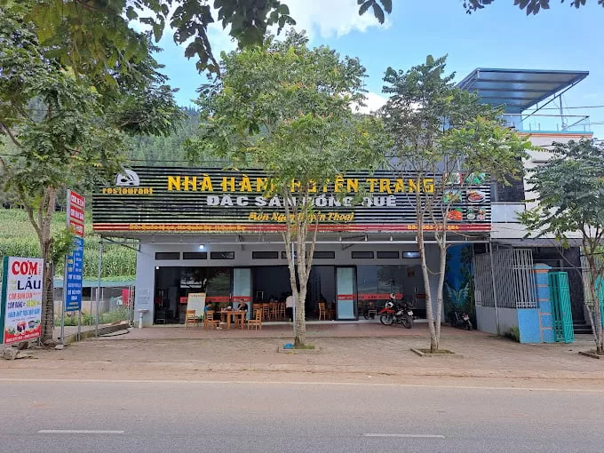 Nhà hàng Huyền Trang