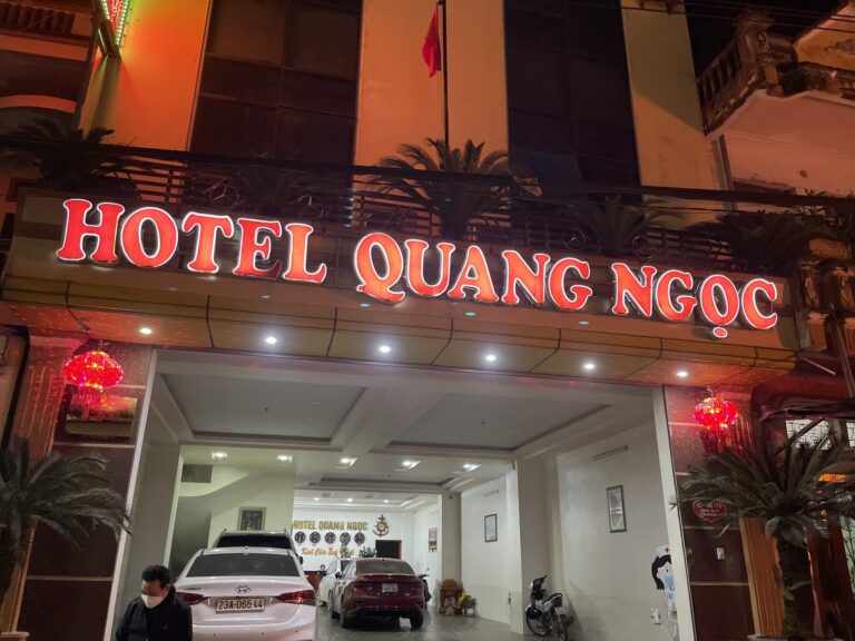 Khách sạn Quang Ngọc