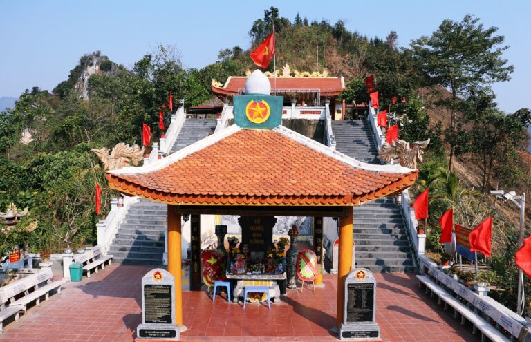 Đài hương tưởng niệm 468