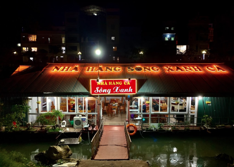 Nhà hàng nổi Sông Xanh Cá