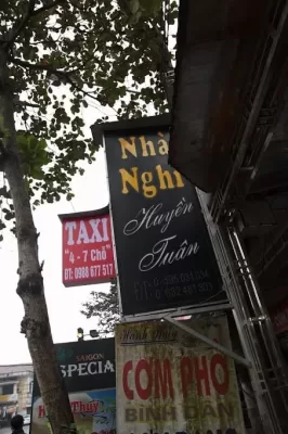 Nhà nghỉ Huyền Tuân