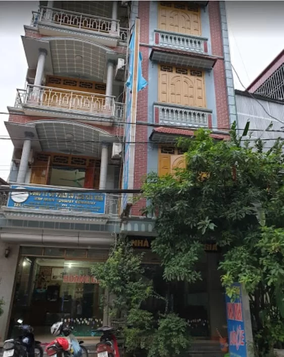 Nhà nghỉ Hoàng Gia