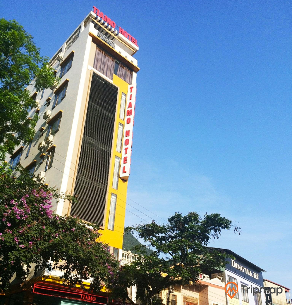 Khách sạn Tiamo Hà Giang nằm ngay bên cạnh nhà Thiếu nhi tỉnh Hà Giang