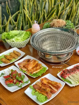 TRẢI NGHIỆM ĂN VẶT MỠ MỠ TRONG TOUR KHÁM PHÁ ẨM THỰC HẠ LONG 🍲🦀