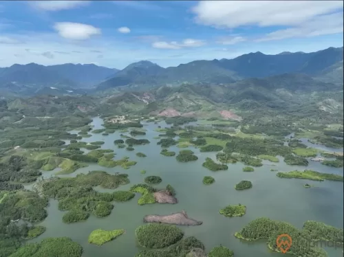 Hồ Trúc Bài Sơn – “Hồ Trên Núi” Thơ Mộng Ít Người Biết Ở Quảng Ninh