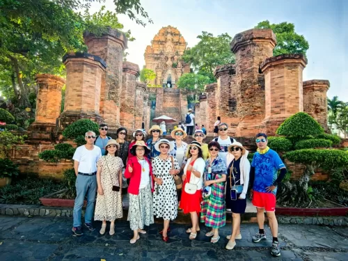 Du Lịch Việt Nam Lập Kỷ Lục Đầu Năm 2025: Khách Quốc Tế Tăng Mạnh