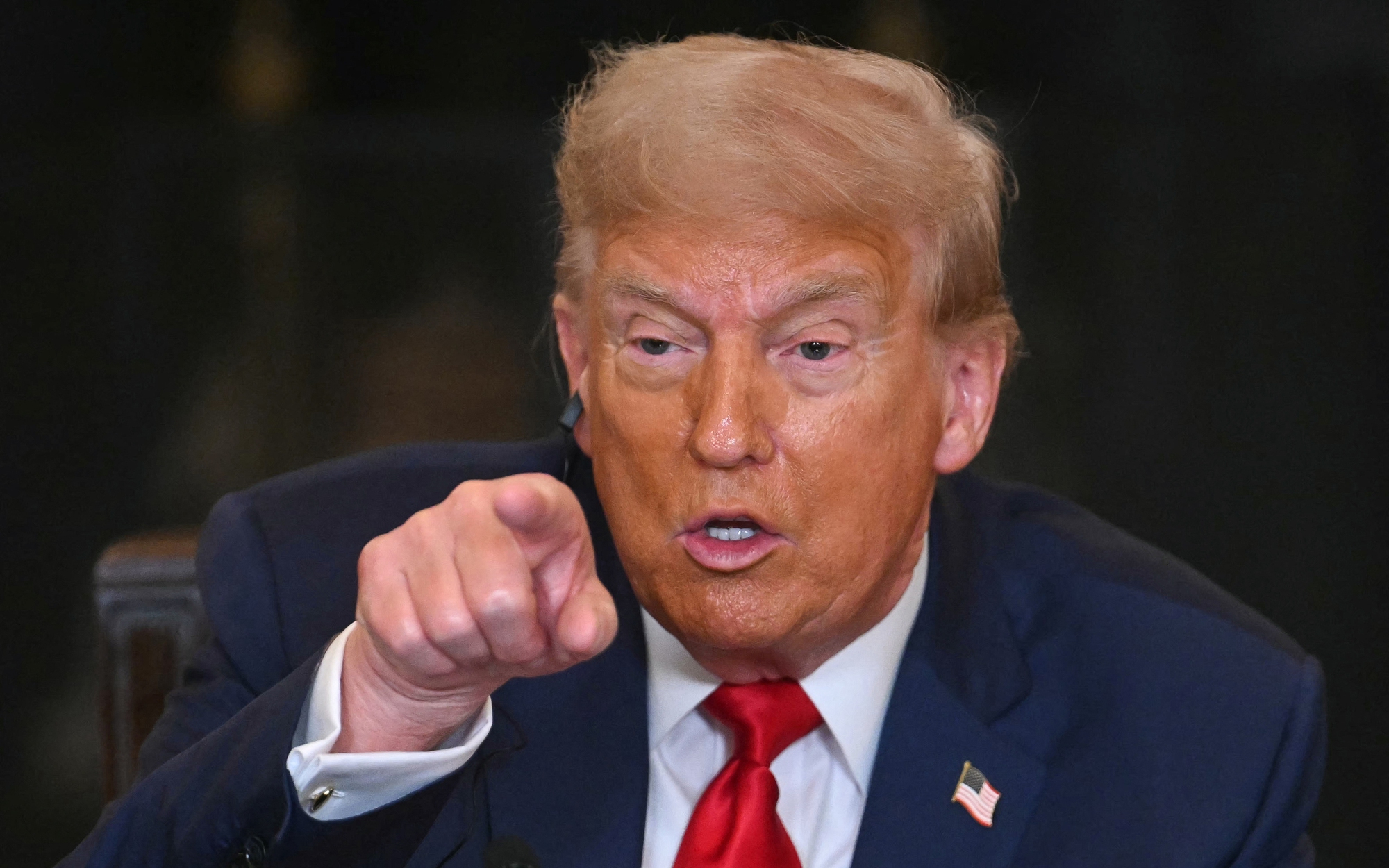 Ông Trump tuyên bố áp thuế35% lên Canada từ ngày1-8 - Ảnh3.